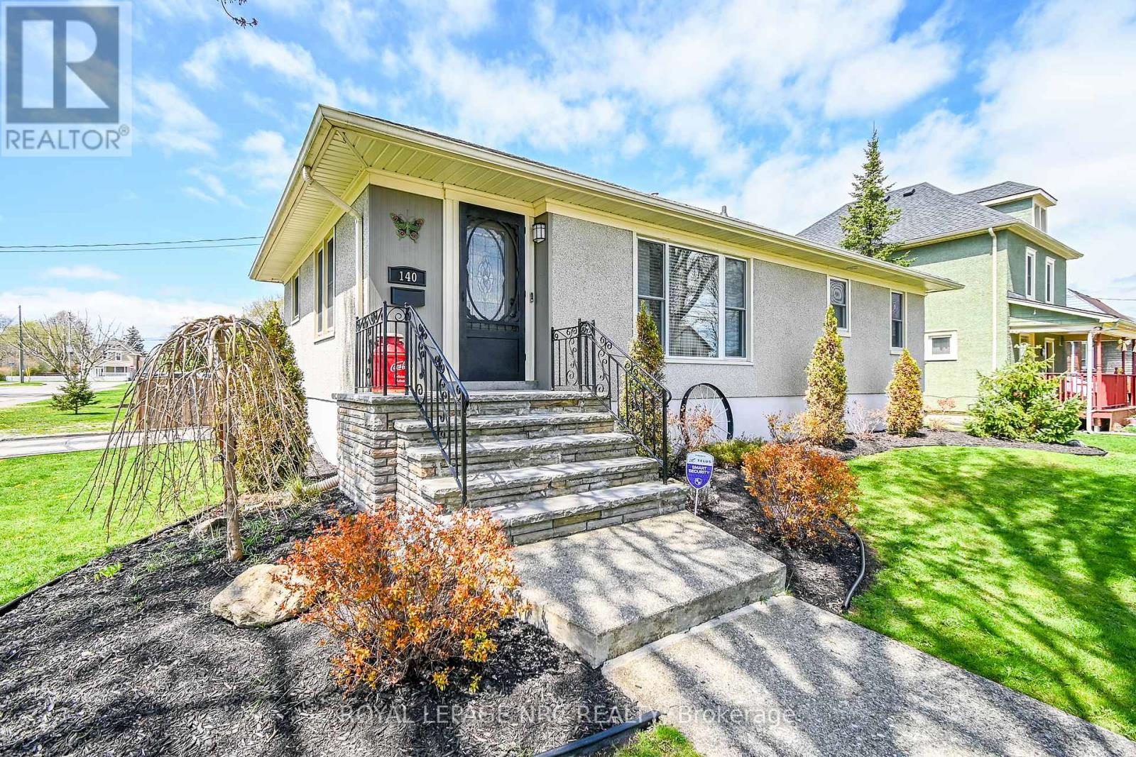 140 Erie Street, Port Colborne, Ontario  L3K 4M4 - Photo 3 - X12196049