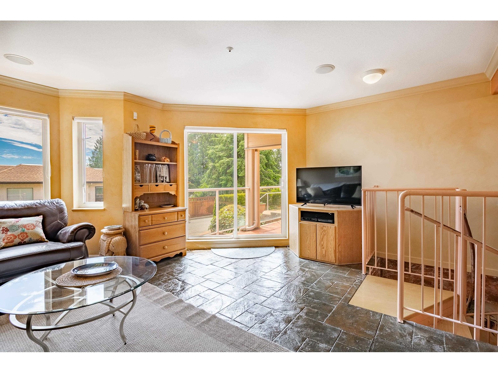 104 14934 Thrift Avenue, White Rock, British Columbia  V4B 2J9 - Photo 26 - R3011069
