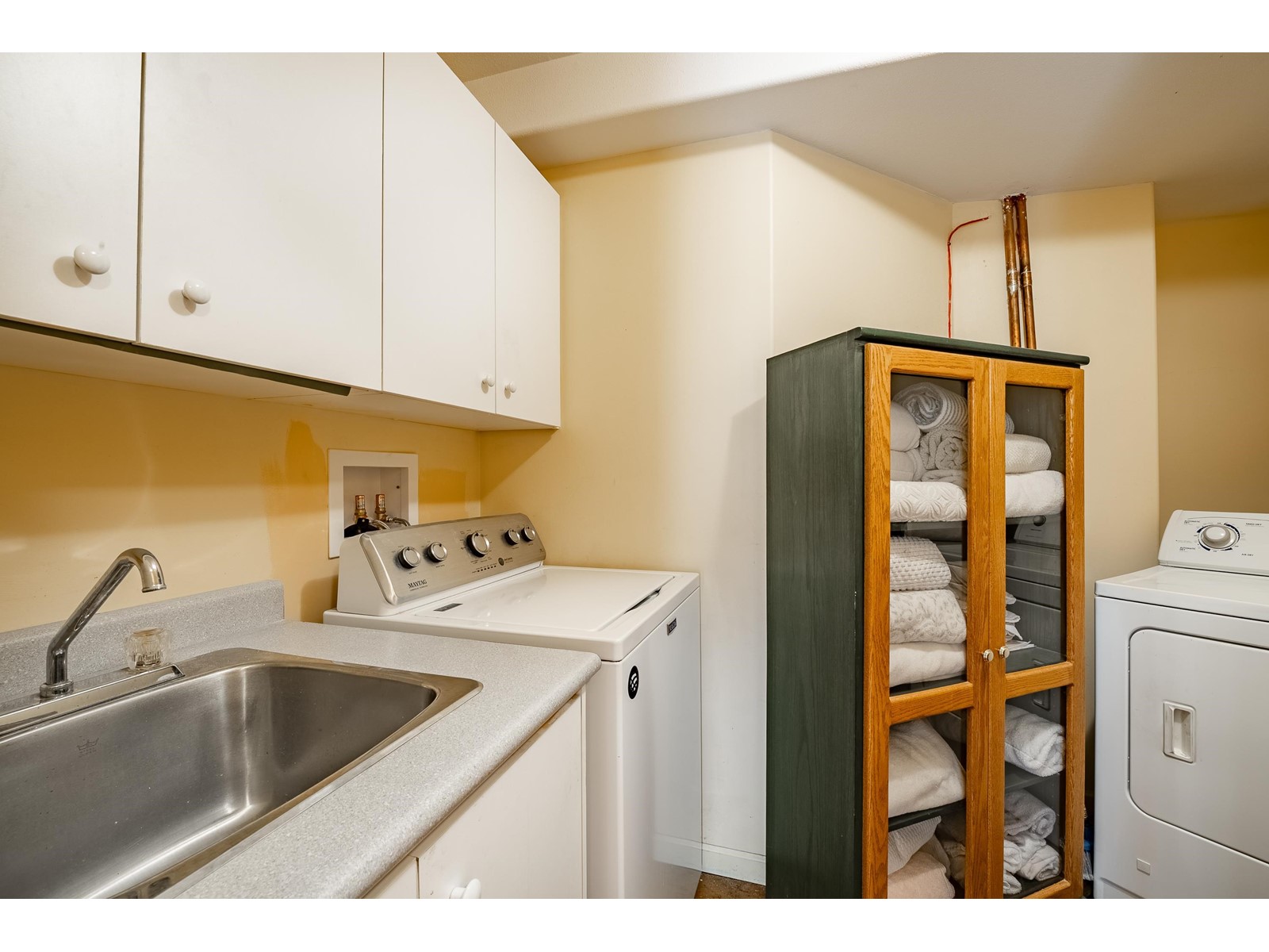104 14934 Thrift Avenue, White Rock, British Columbia  V4B 2J9 - Photo 23 - R3011069