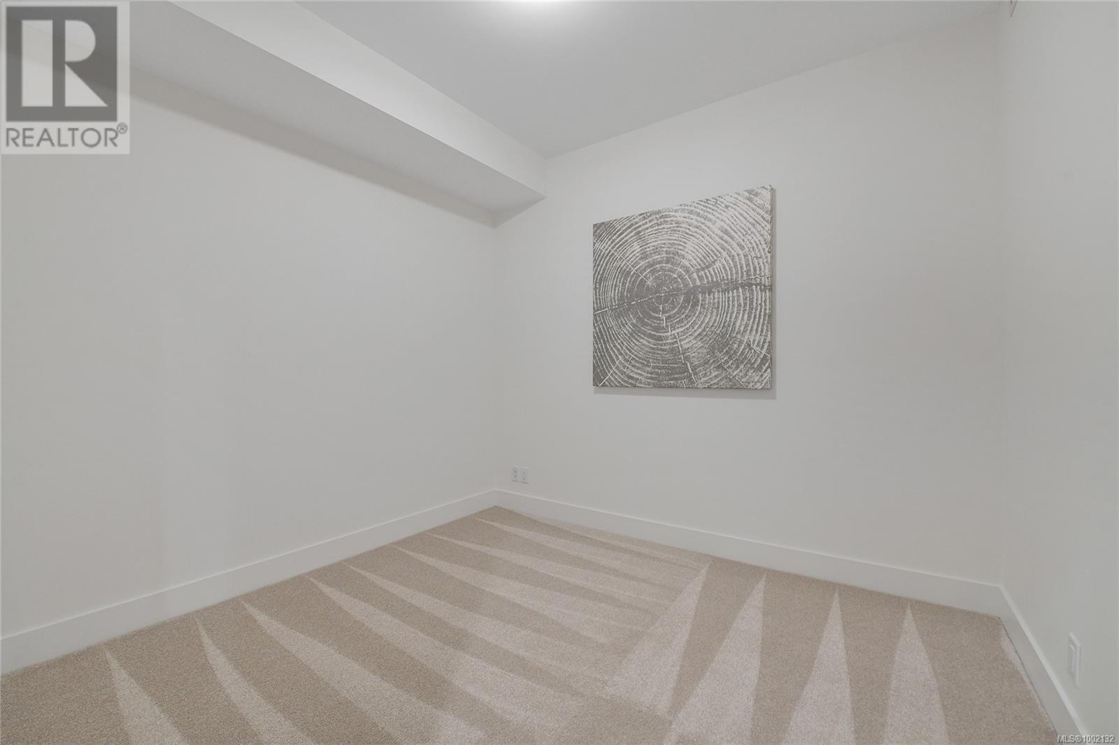 Property at 402 1114 Samar Cres image 4