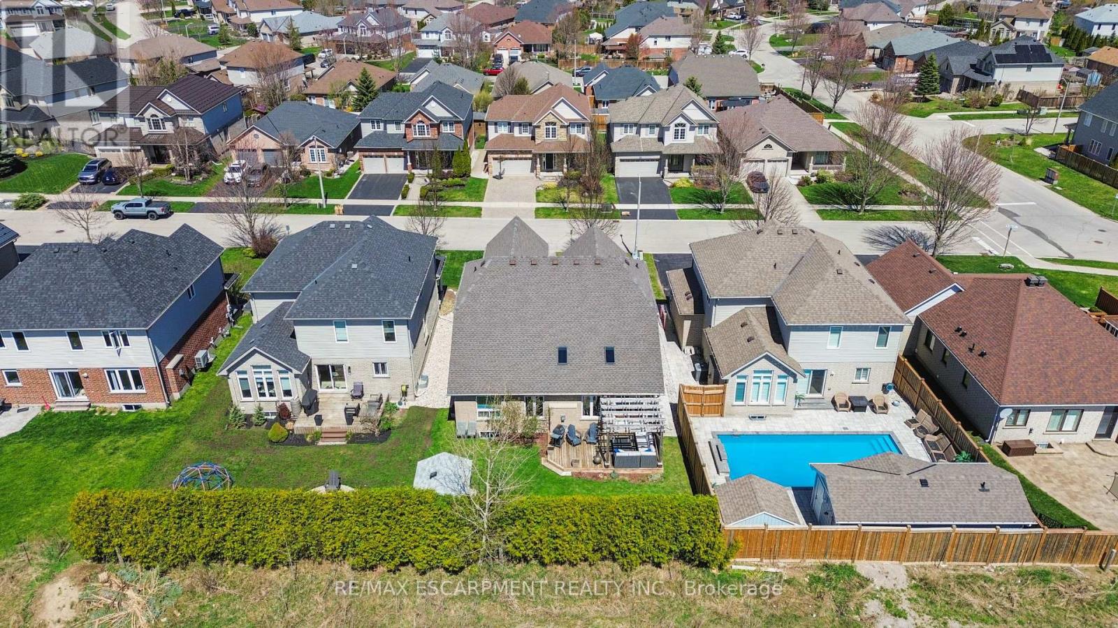177 Wheeler Court, Guelph/eramosa, Ontario  N0B 2K0 - Photo 43 - X12195905