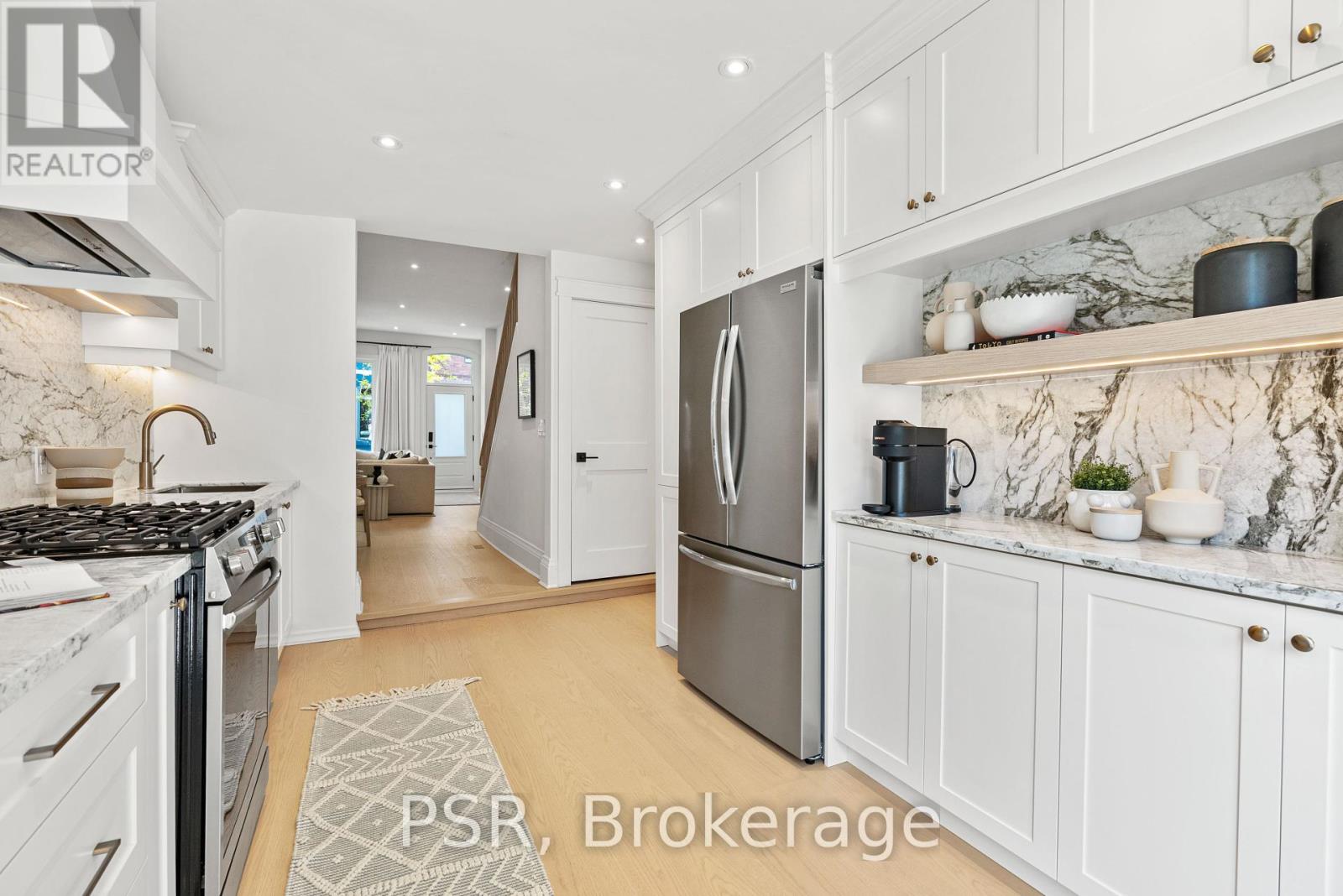 17 Allen Avenue, Toronto, Ontario  M4M 1T5 - Photo 13 - E12194634