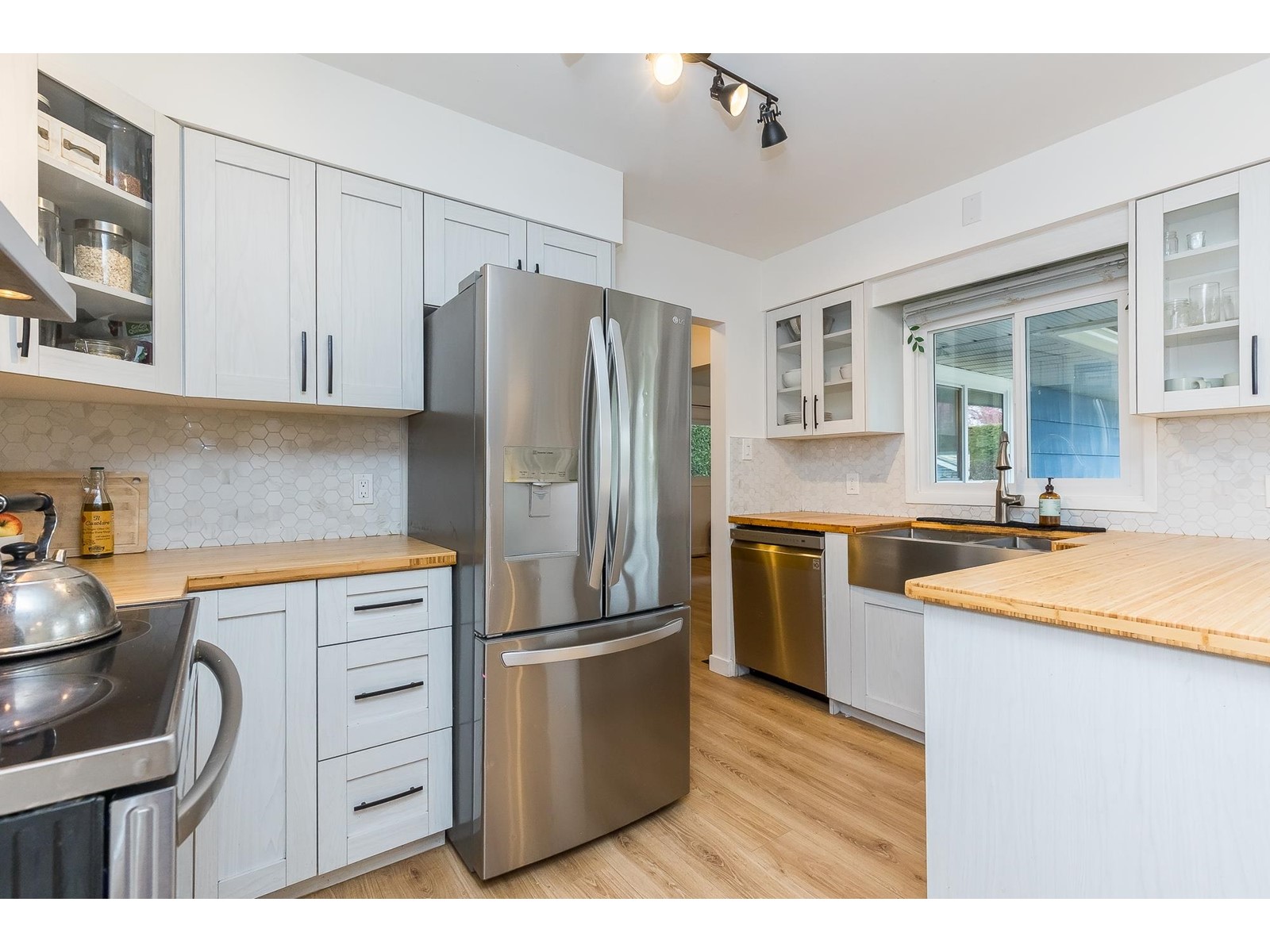 35042 Henry Avenue, Mission, British Columbia  V2V 6S5 - Photo 16 - R3010401