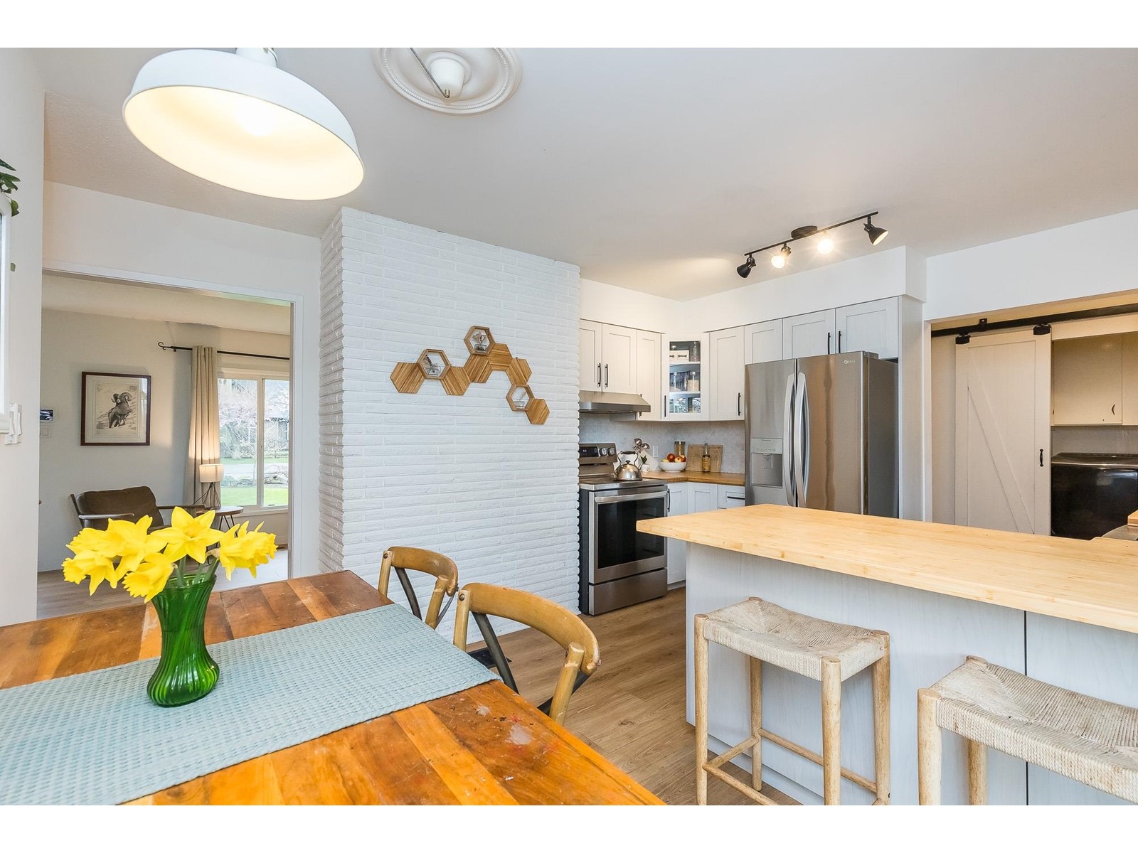 35042 Henry Avenue, Mission, British Columbia  V2V 6S5 - Photo 13 - R3010401
