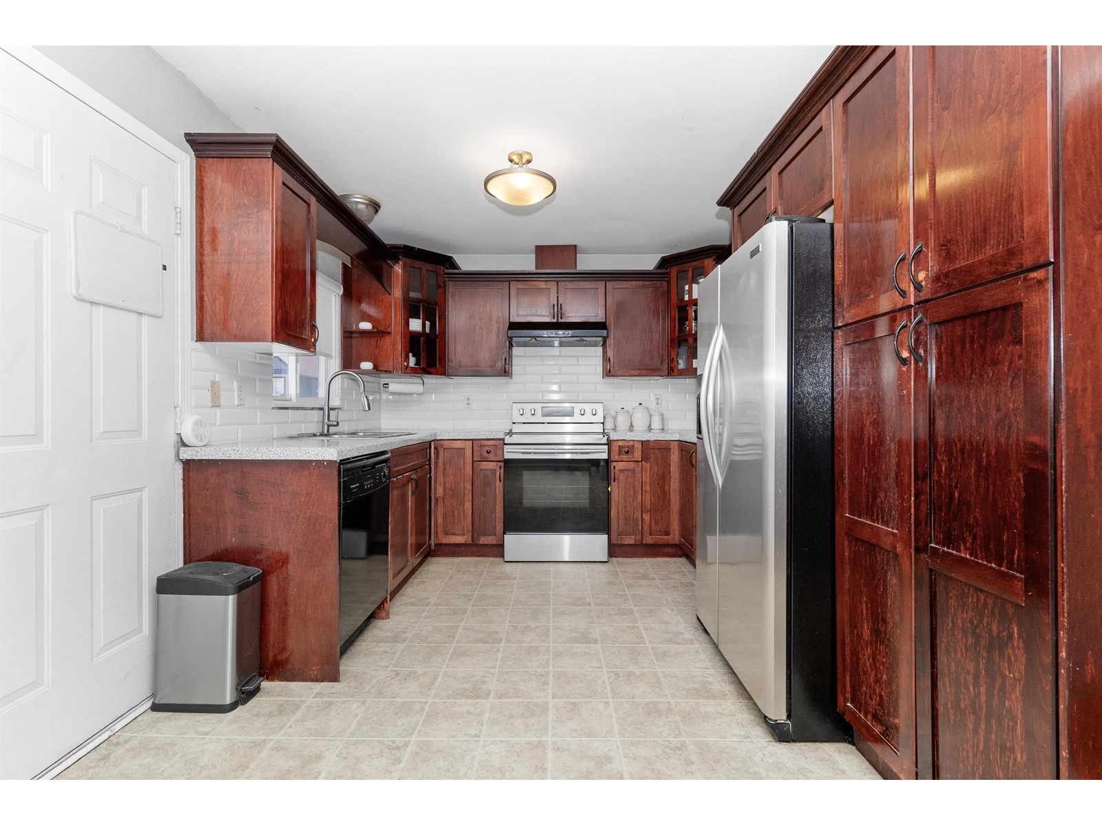 2551 Adelaide Street, Abbotsford, British Columbia  V2T 3L9 - Photo 9 - R3010638