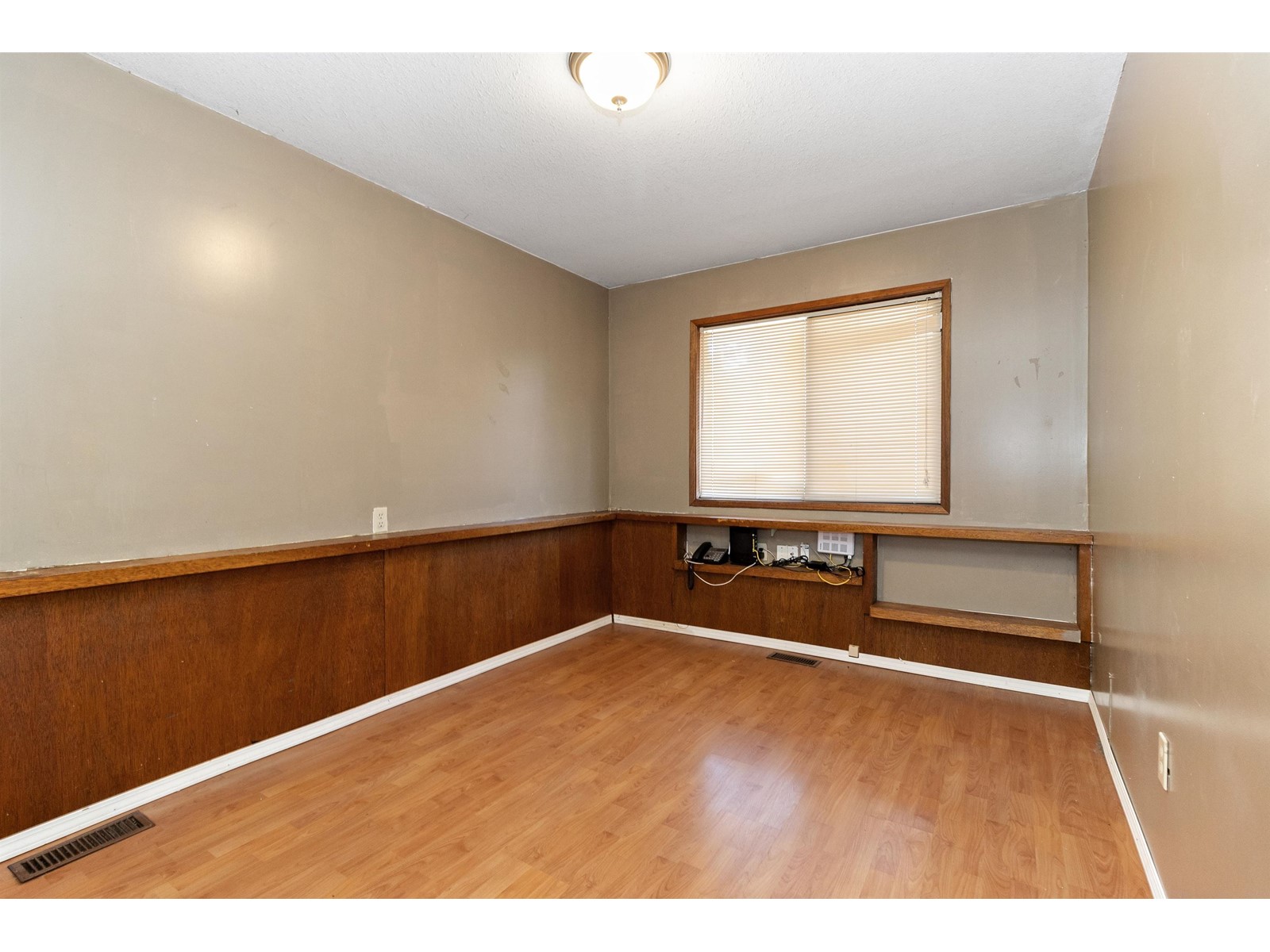 2551 Adelaide Street, Abbotsford, British Columbia  V2T 3L9 - Photo 17 - R3010638