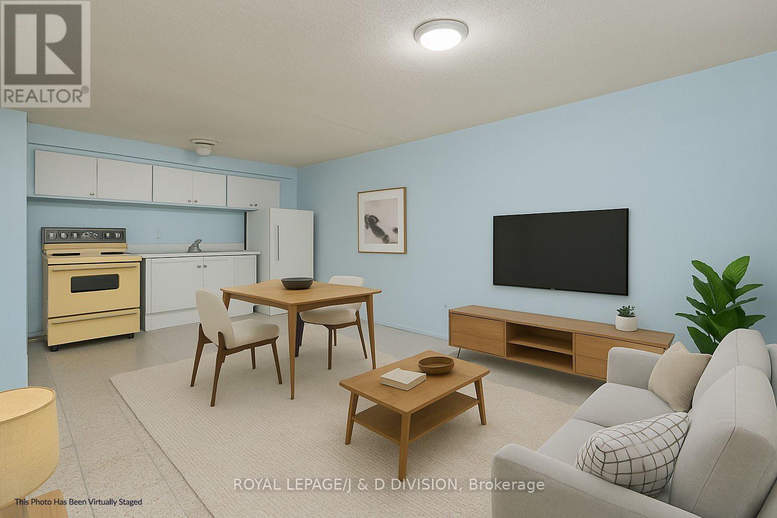 51 Edinborough Court, Toronto (Rockcliffe-Smythe), Ontario  M6N 2E9 - Photo 26 - W11976828