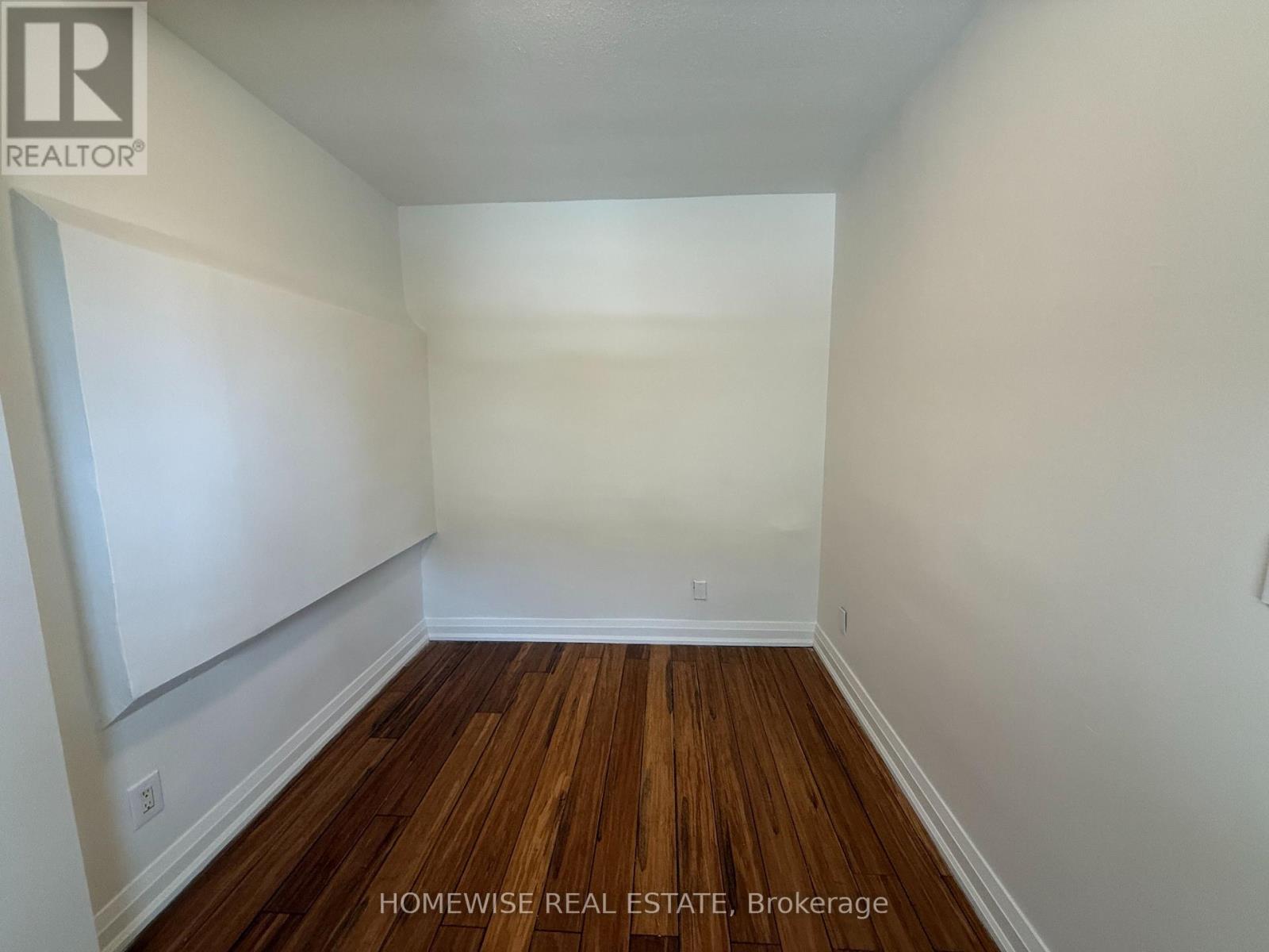 106 - 1 Triller Avenue, Toronto, Ontario  M6K 3B7 - Photo 6 - W12194433