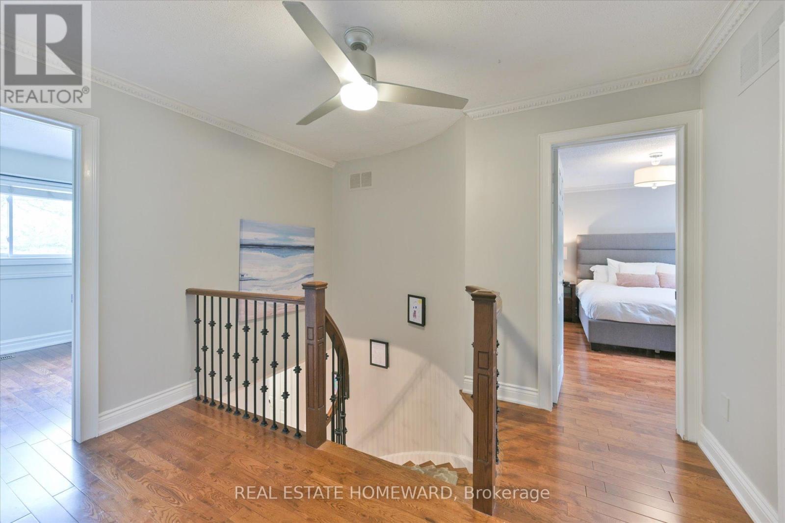 1221 Grandview Drive, Oakville, Ontario  L6H 4Z2 - Photo 21 - W12183426
