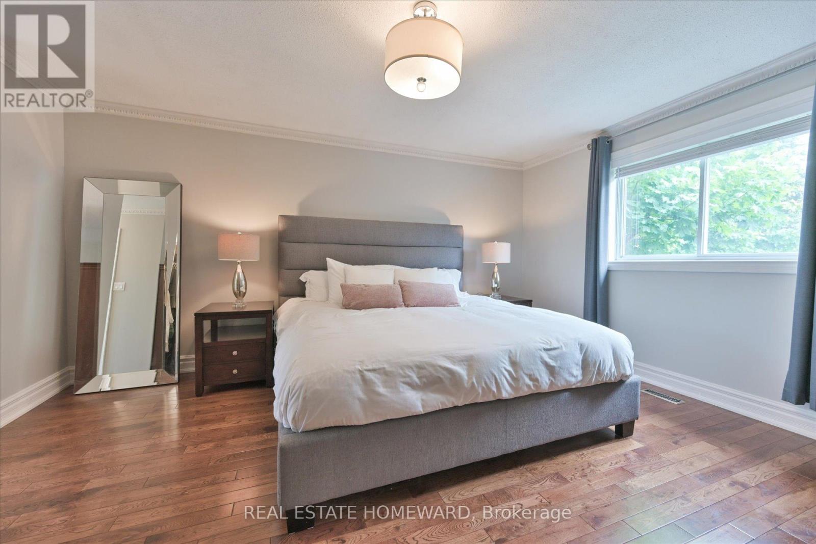 1221 Grandview Drive, Oakville, Ontario  L6H 4Z2 - Photo 23 - W12183426