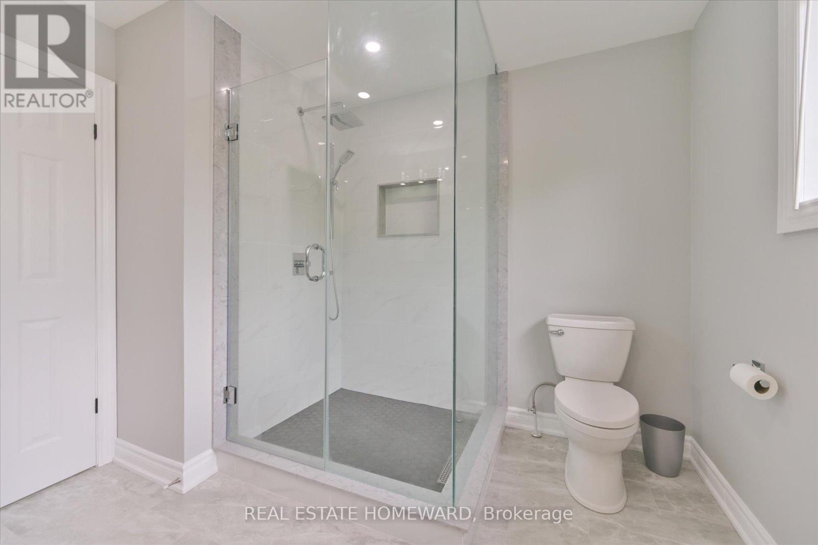 1221 Grandview Drive, Oakville, Ontario  L6H 4Z2 - Photo 27 - W12183426