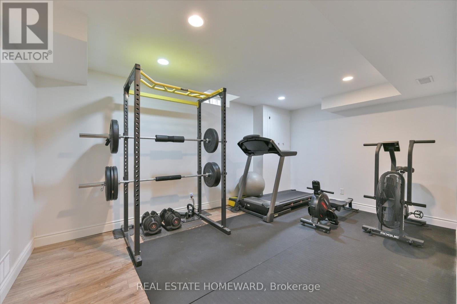 1221 Grandview Drive, Oakville, Ontario  L6H 4Z2 - Photo 39 - W12183426