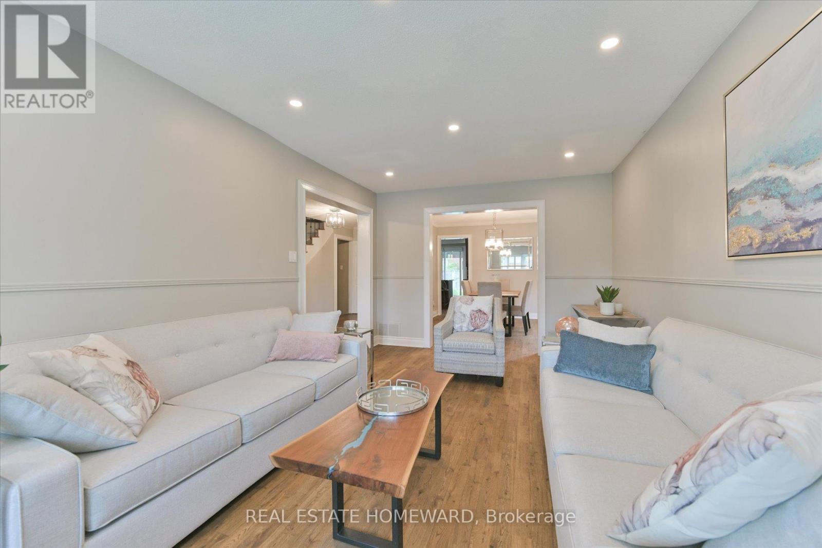 1221 Grandview Drive, Oakville, Ontario  L6H 4Z2 - Photo 8 - W12183426