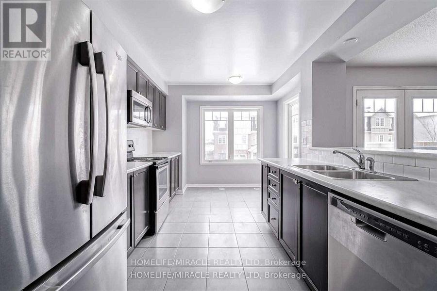 43 Colonel Frank Cheng Crescent, Brampton, Ontario  L6Y 5W4 - Photo 1 - W12194538