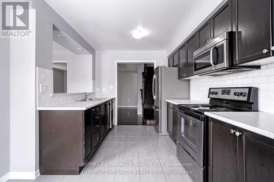 43 Colonel Frank Cheng Crescent, Brampton, Ontario  L6Y 5W4 - Photo 11 - W12194538