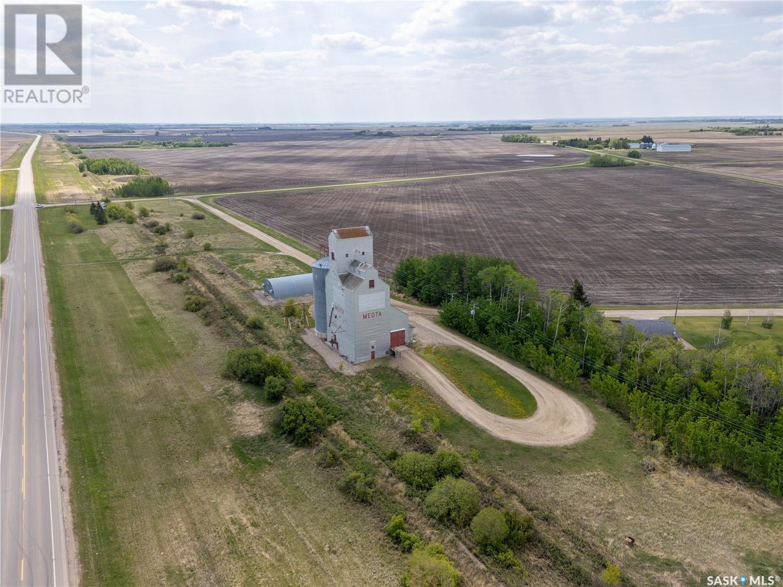 700 Lakeshore Drive, Meota, Saskatchewan  S0M 1X0 - Photo 43 - SK007440
