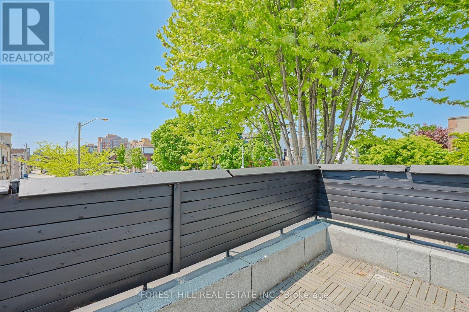 135 Fifth Street, Toronto, Ontario  M8V 2Z5 - Photo 23 - W12192245