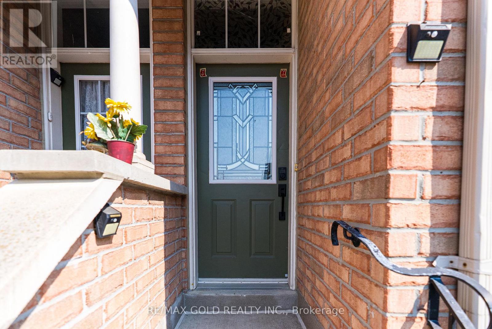 44 - 50 Strathaven Drive, Mississauga, Ontario  L5R 4E7 - Photo 5 - W12195124