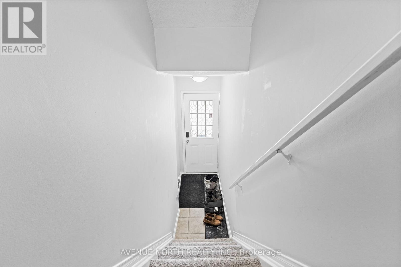 76 - 130 Berrigan Drive, Ottawa, Ontario  K2J 0J3 - Photo 3 - X12196119