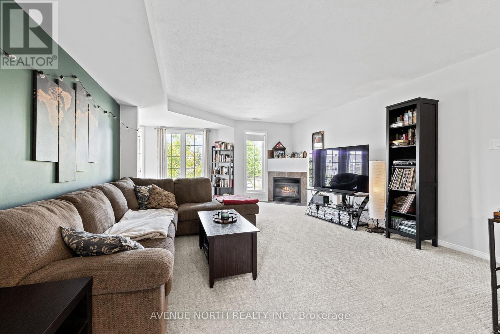 76 - 130 Berrigan Drive, Ottawa, Ontario  K2J 0J3 - Photo 5 - X12196119