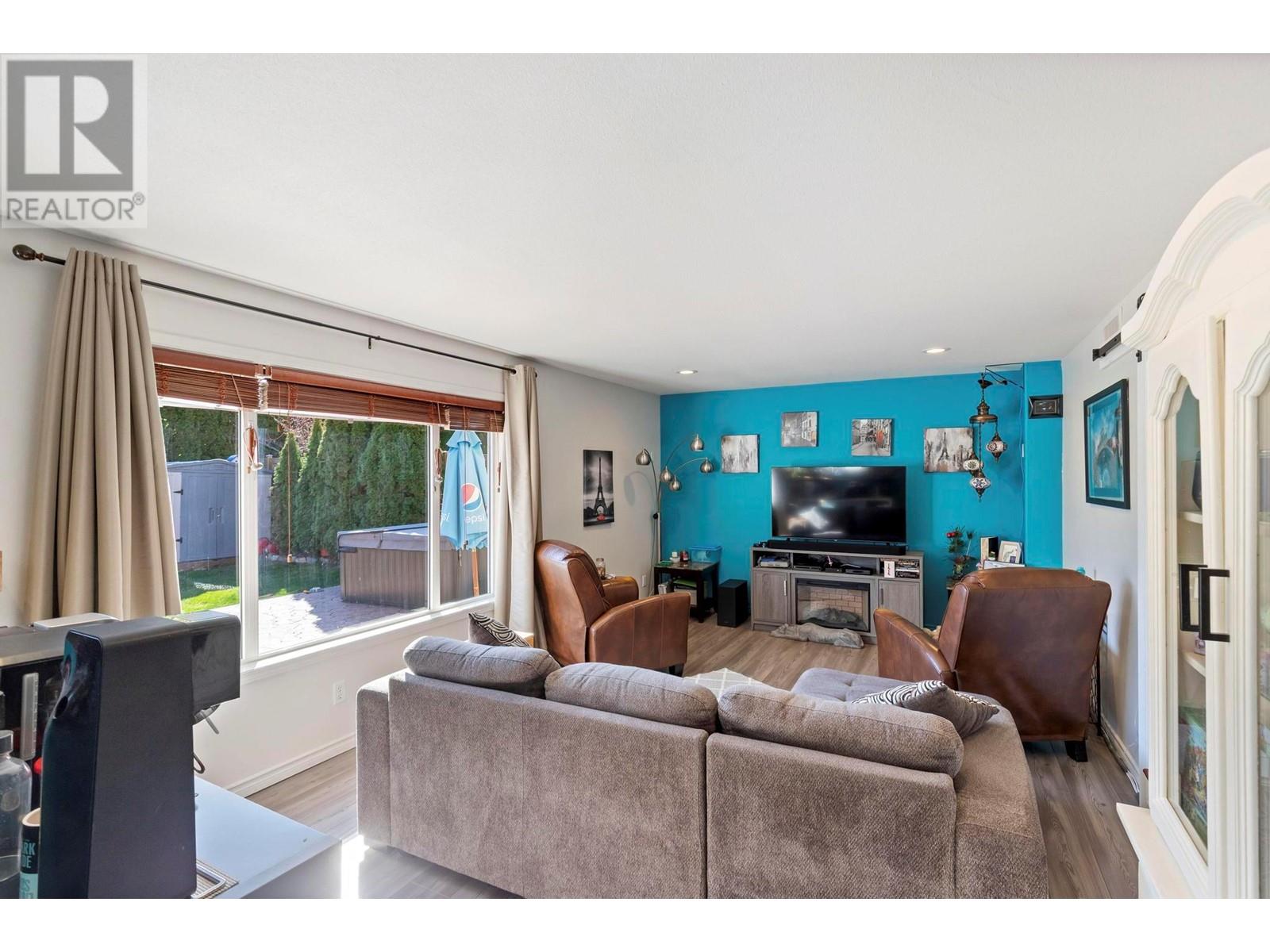 4945 South Ridge Drive, Kelowna, British Columbia  V1W 4Y2 - Photo 17 - 10344574