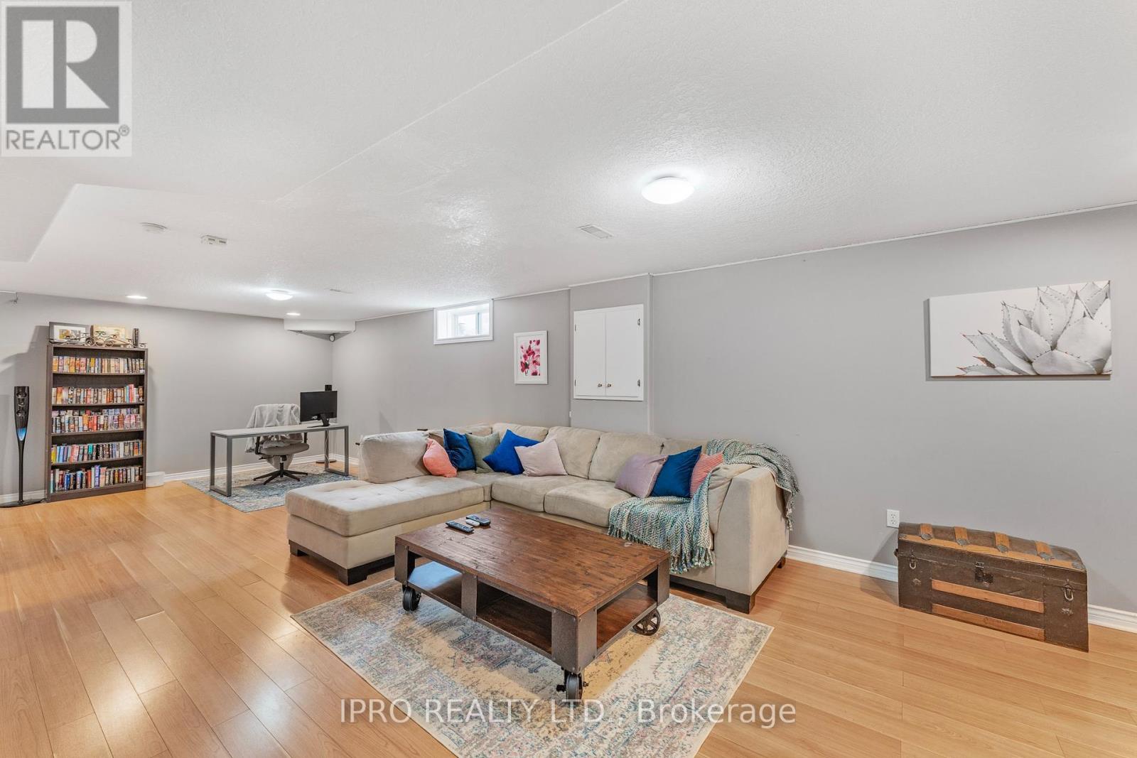 2 Redfern Street, Orangeville, Ontario  L9W 5C8 - Photo 29 - W12070127