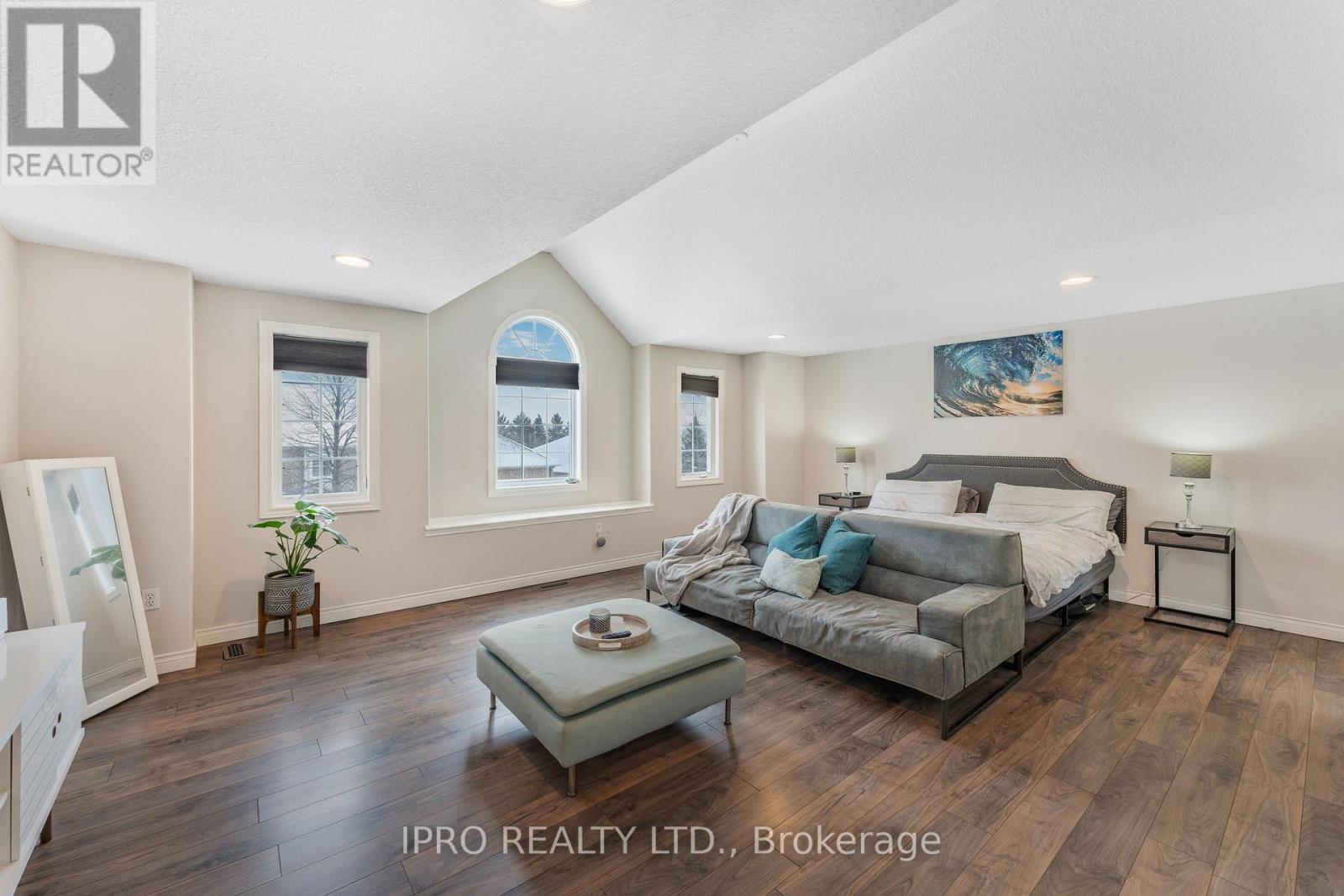 2 Redfern Street, Orangeville, Ontario  L9W 5C8 - Photo 19 - W12070127