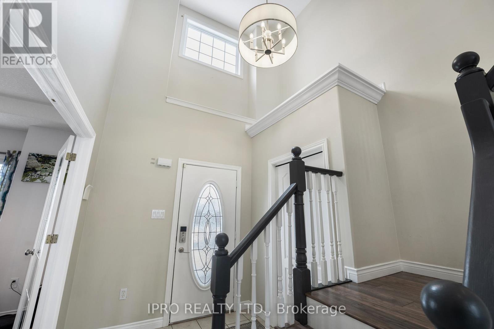 2 Redfern Street, Orangeville, Ontario  L9W 5C8 - Photo 10 - W12070127