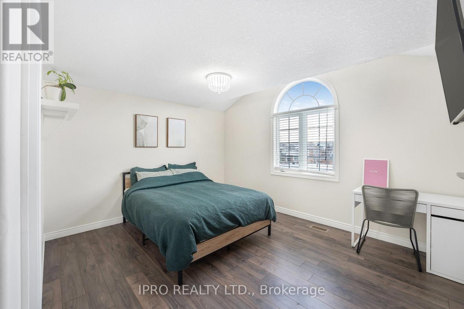 2 Redfern Street, Orangeville, Ontario  L9W 5C8 - Photo 25 - W12070127