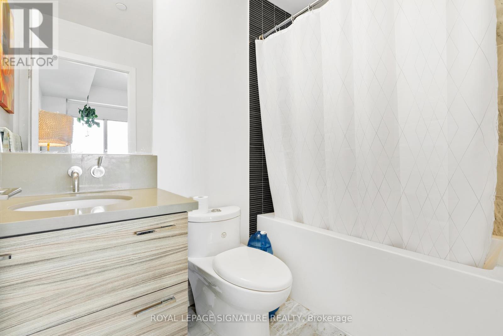 1303 - 33 Shore Breeze Drive, Toronto, Ontario  M8V 0G1 - Photo 6 - W12165479