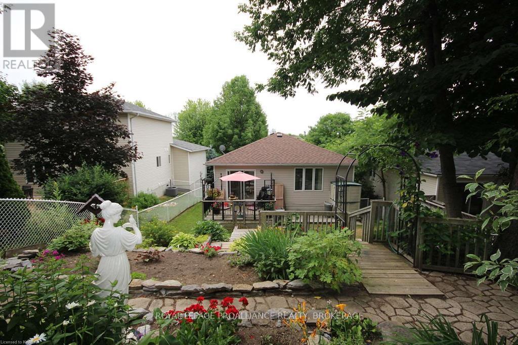 922 Lombardy Street, Kingston (South Of Taylor-Kidd Blvd), Ontario  K7M 9C2 - Photo 42 - X11971806
