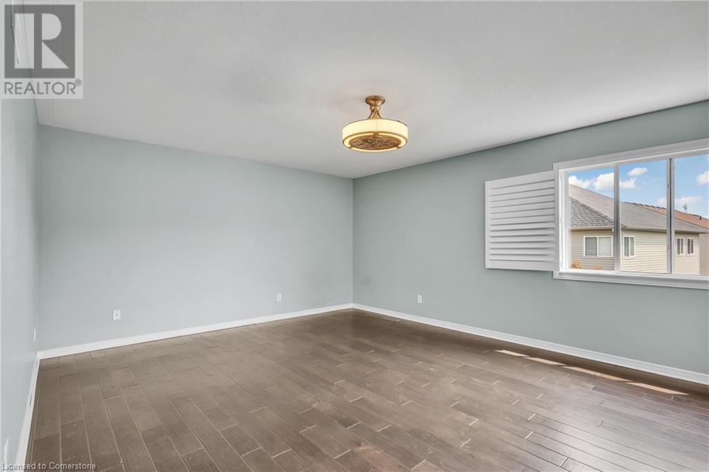 319 Robert Ferrie Drive, Kitchener, Ontario  N2P 2Y7 - Photo 21 - 40736592