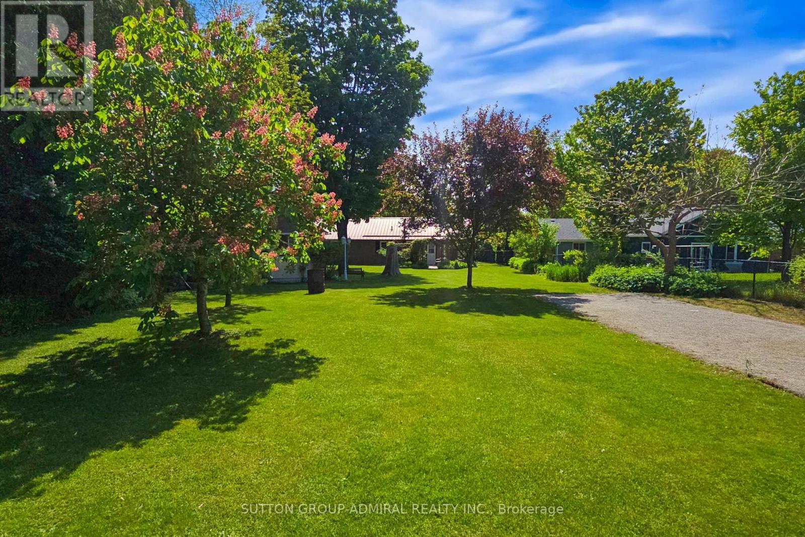 27 River Drive, Essa, Ontario  L0M 1B2 - Photo 38 - N12195655