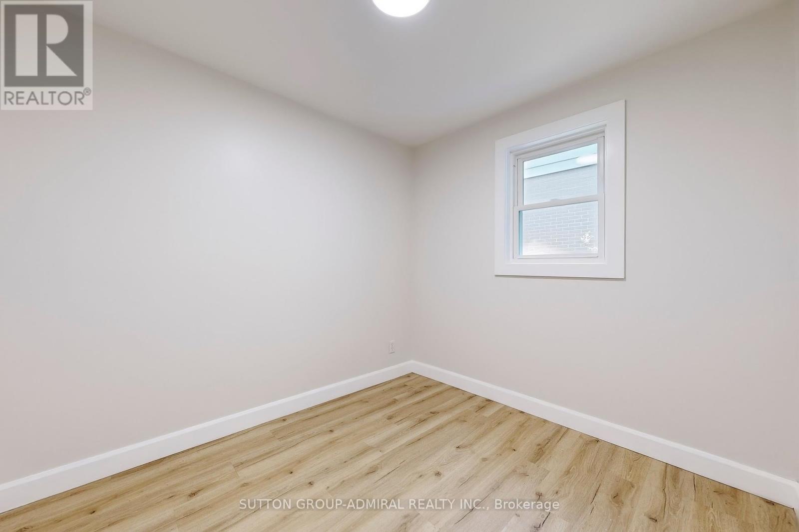 27 River Drive, Essa, Ontario  L0M 1B2 - Photo 24 - N12195655