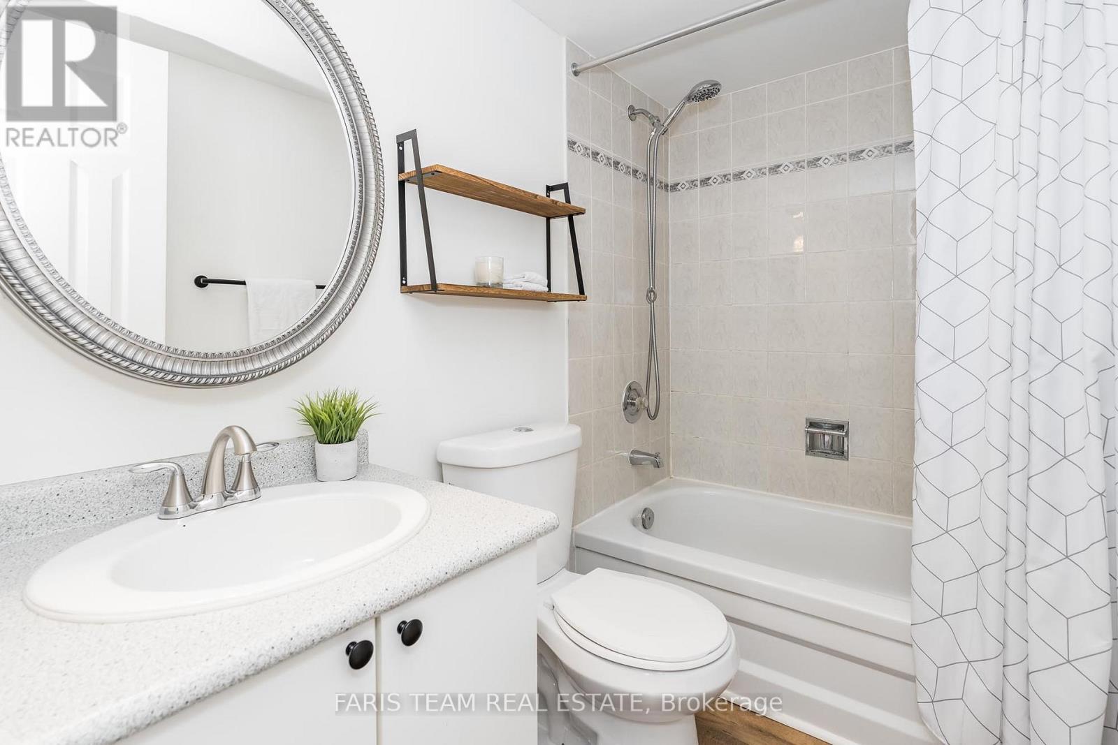 112 - 111 Bristol Road E, Mississauga, Ontario  L4Z 3P6 - Photo 13 - W12083107