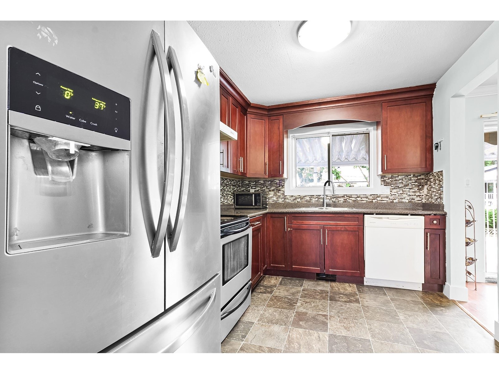 31910 Mayne Avenue, Abbotsford, British Columbia  V2T 4W9 - Photo 11 - R3010235