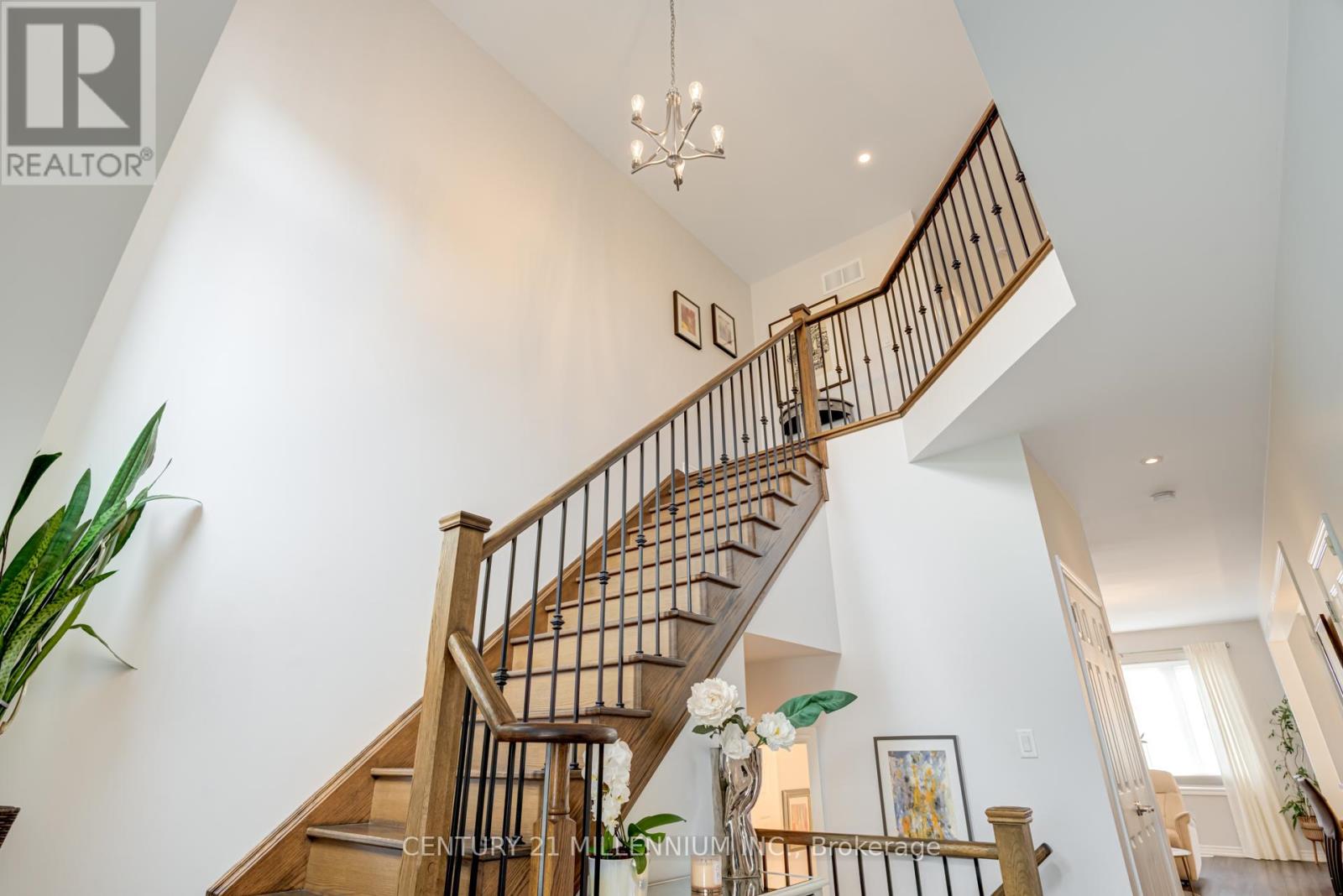 100 Kempenfelt Trail, Brampton, Ontario  L7A 0A7 - Photo 19 - W12193926