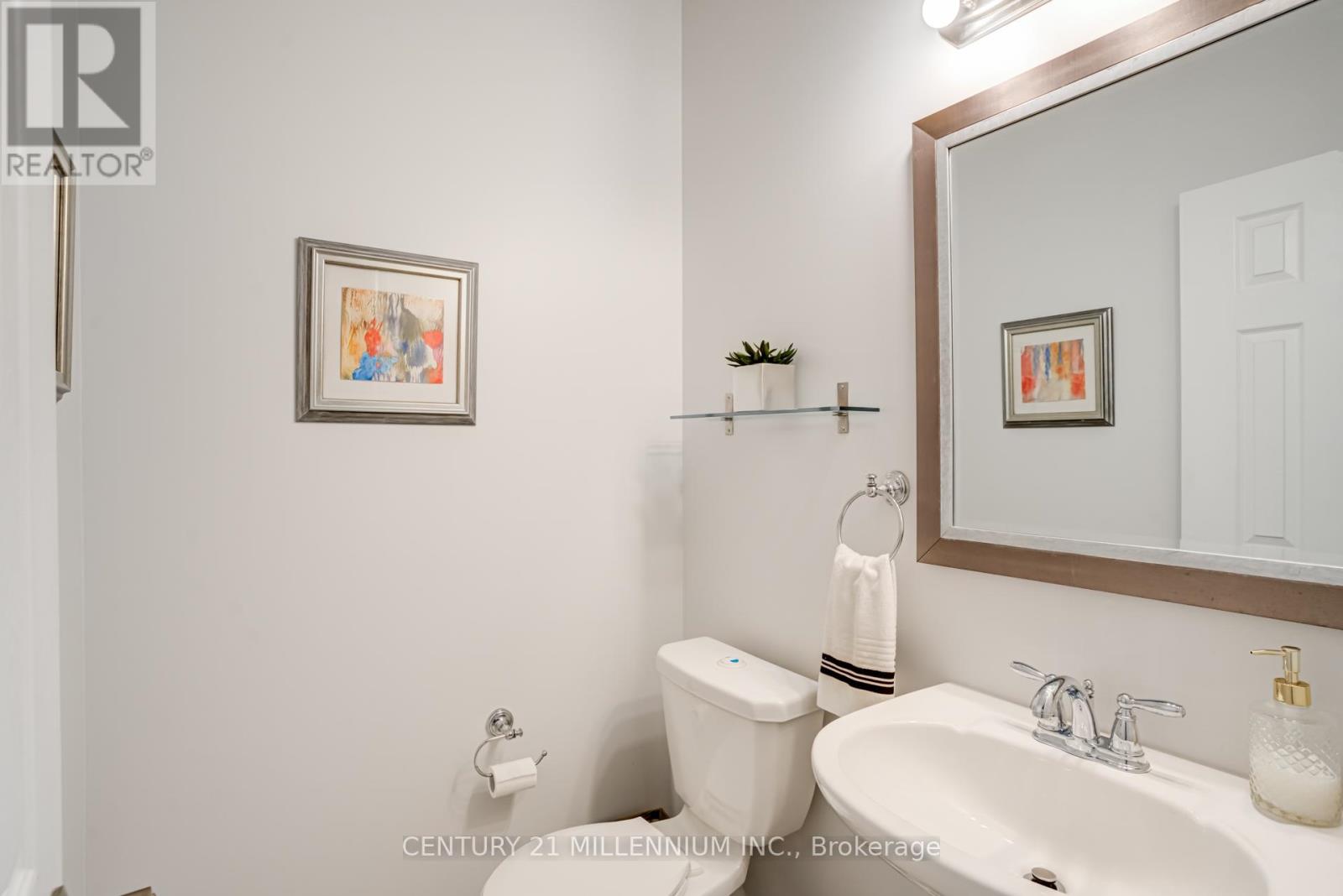 100 Kempenfelt Trail, Brampton, Ontario  L7A 0A7 - Photo 16 - W12193926