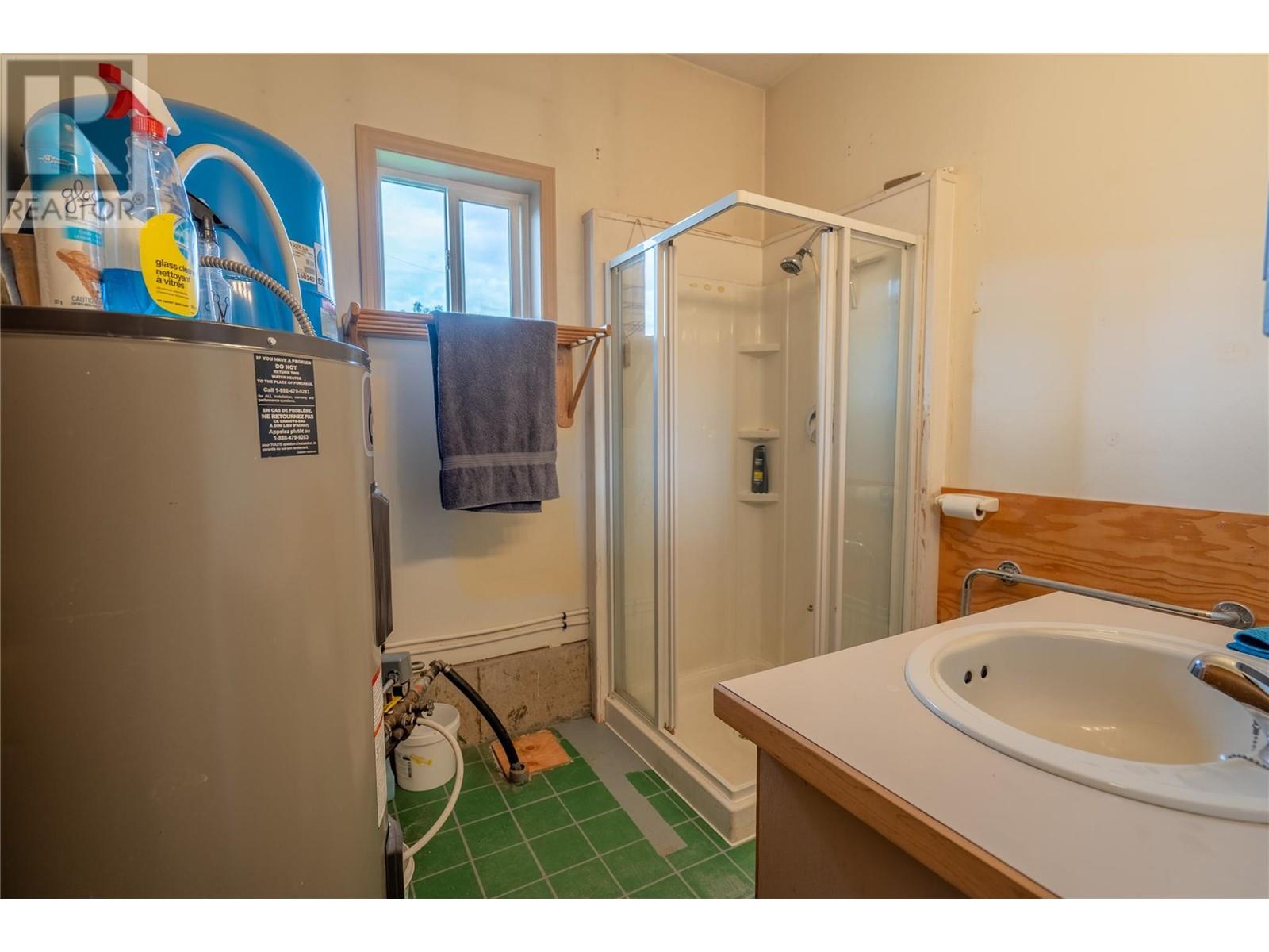 510 South Nursery Road, Grand Forks, British Columbia  V0H 1H9 - Photo 17 - 10340881