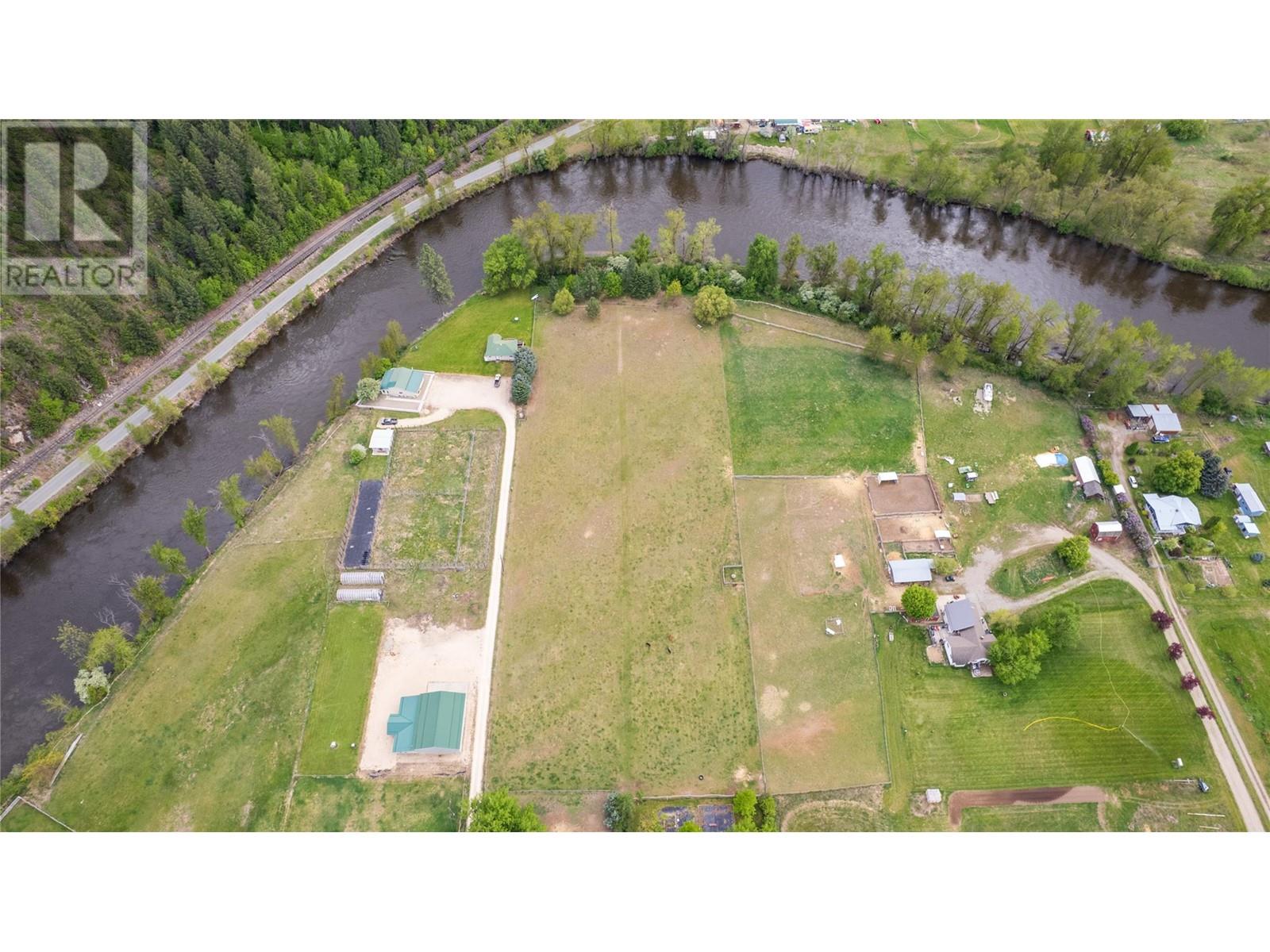 510 South Nursery Road, Grand Forks, British Columbia  V0H 1H9 - Photo 6 - 10340881