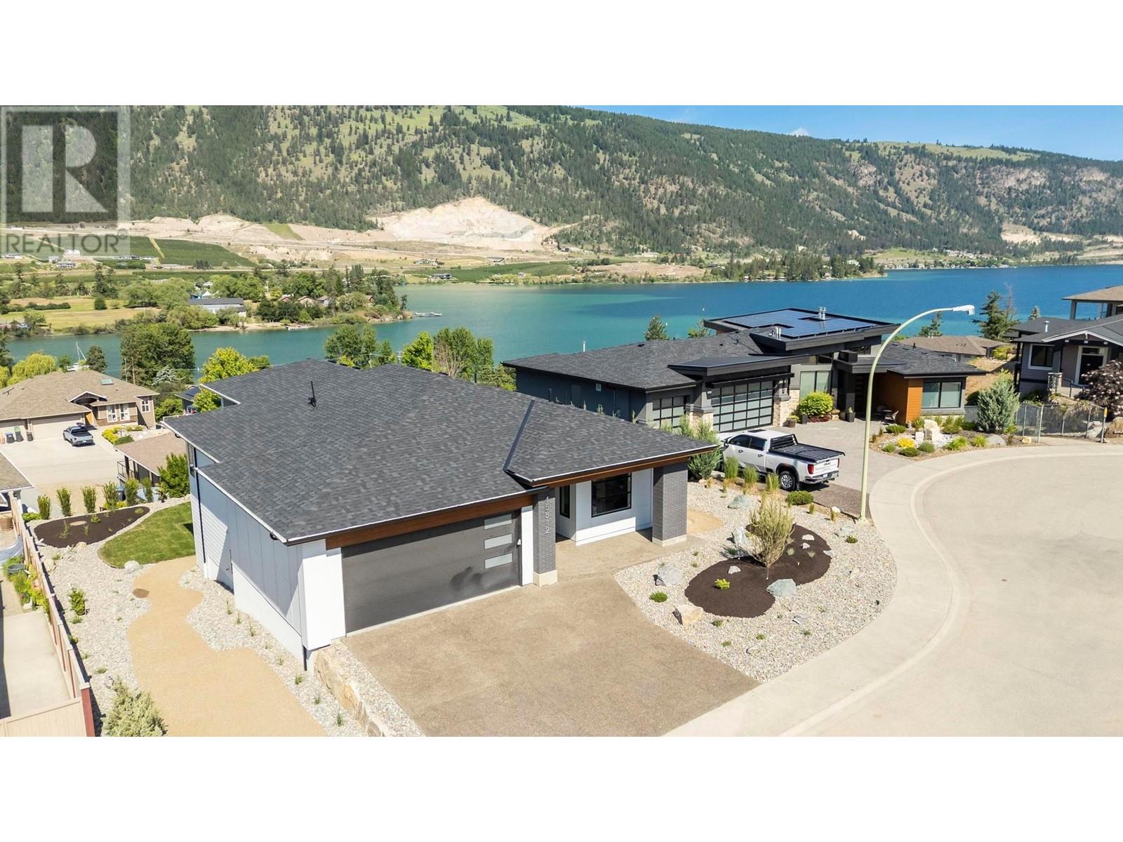 15812 Mcdonagh Road, Lake Country, British Columbia  V4V 2E7 - Photo 3 - 10350141