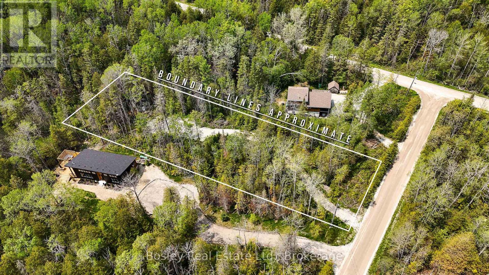 6 HENWOOD STREET, Northern Bruce Peninsula, Ontario