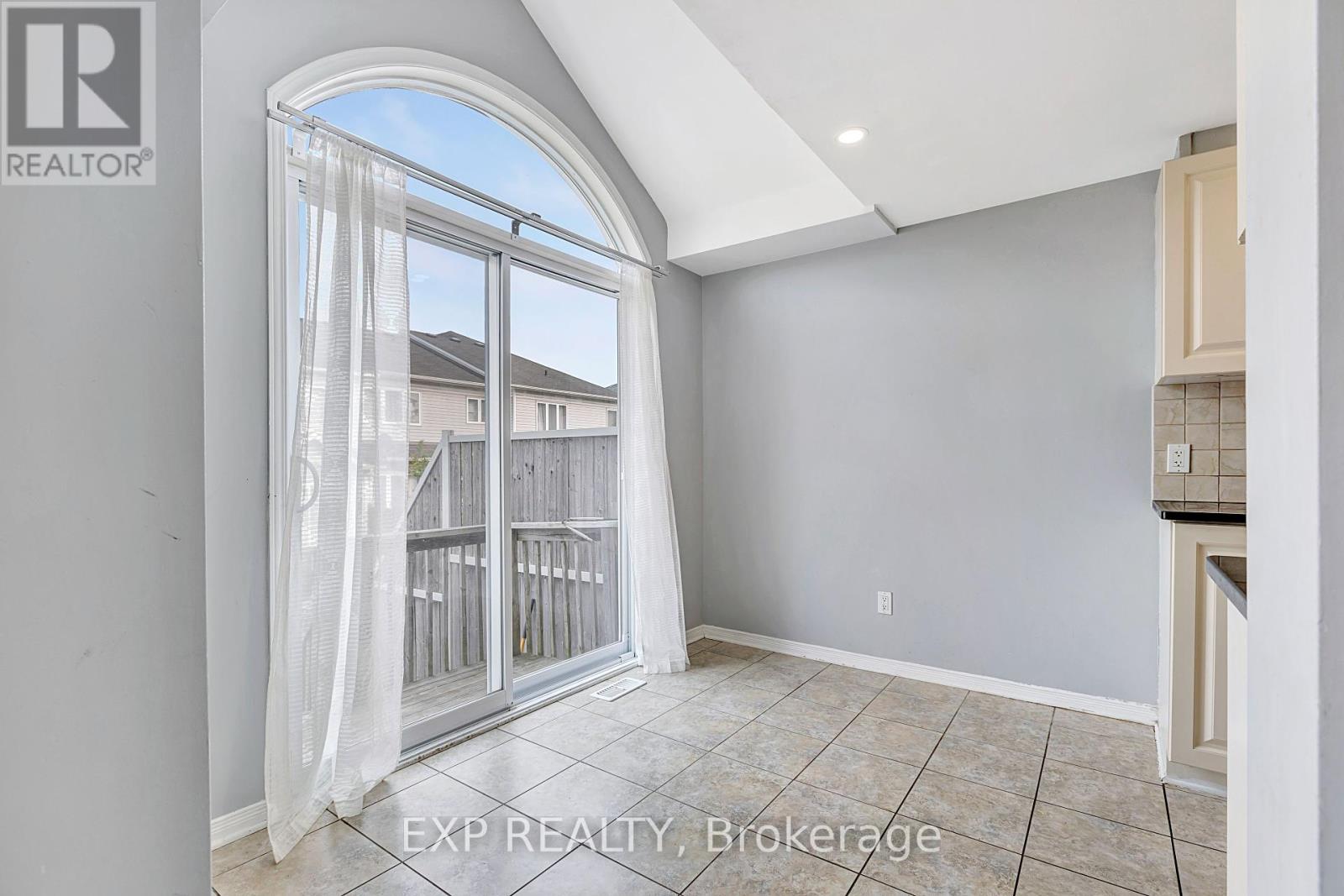 361 Bakewell Crescent, Ottawa, Ontario  K2G 7E9 - Photo 14 - X12188035