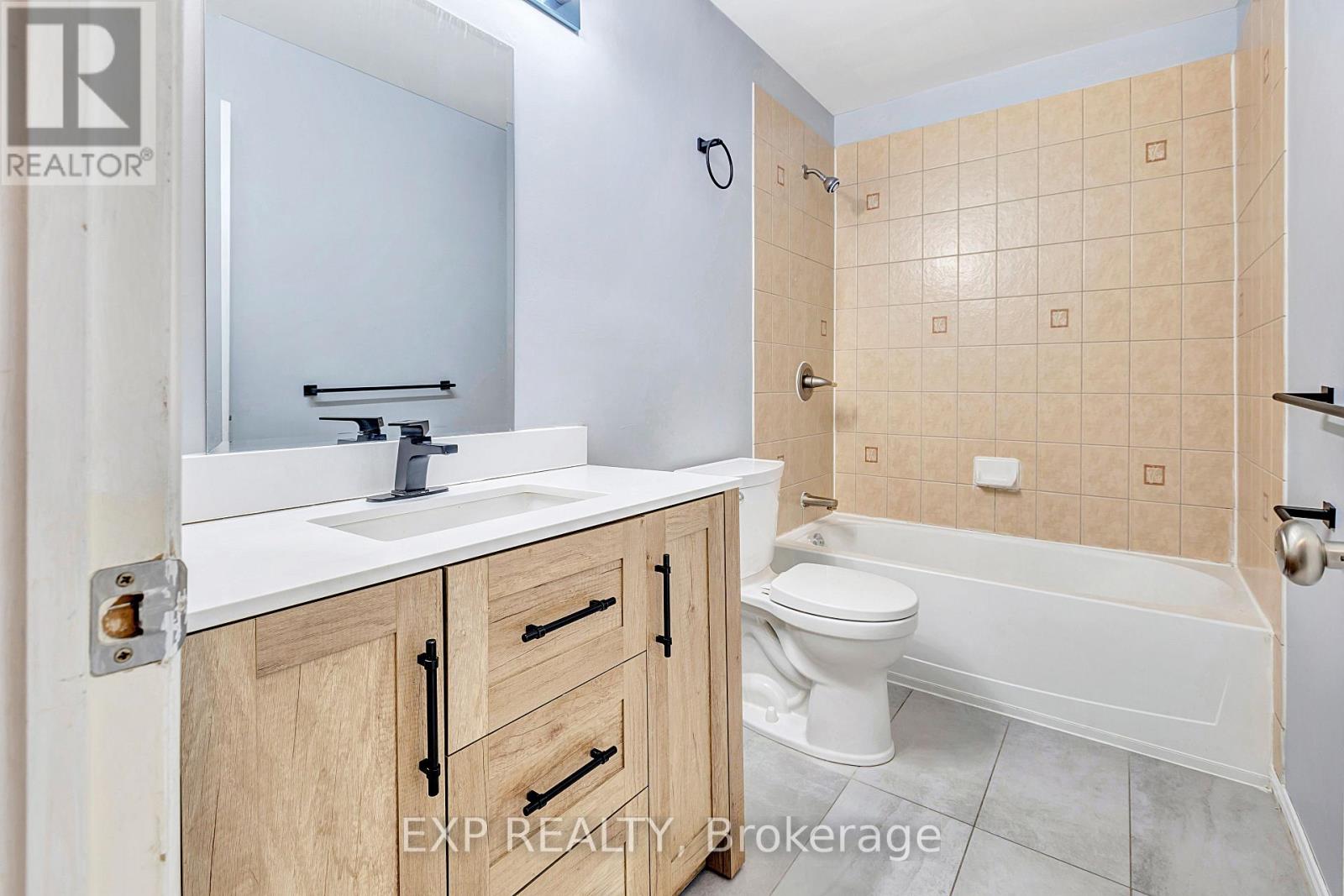 361 Bakewell Crescent, Ottawa, Ontario  K2G 7E9 - Photo 24 - X12188035