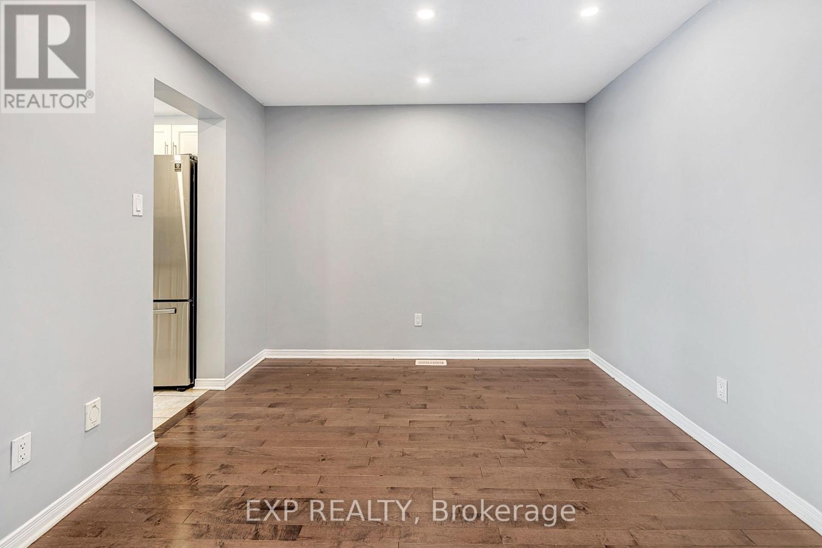 361 Bakewell Crescent, Ottawa, Ontario  K2G 7E9 - Photo 7 - X12188035