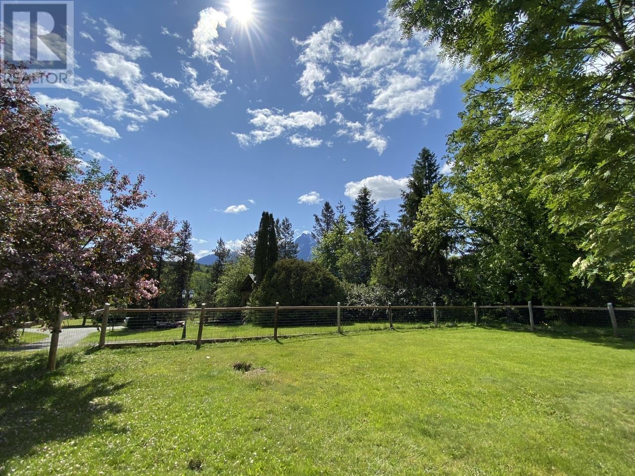 4845 Strathern Road, Hazelton, British Columbia  V0J 1Y1 - Photo 7 - R3011302