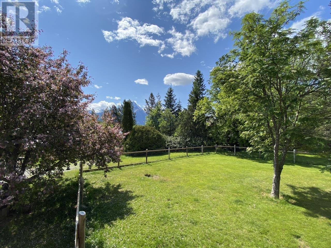 4845 Strathern Road, Hazelton, British Columbia  V0J 1Y1 - Photo 11 - R3011302