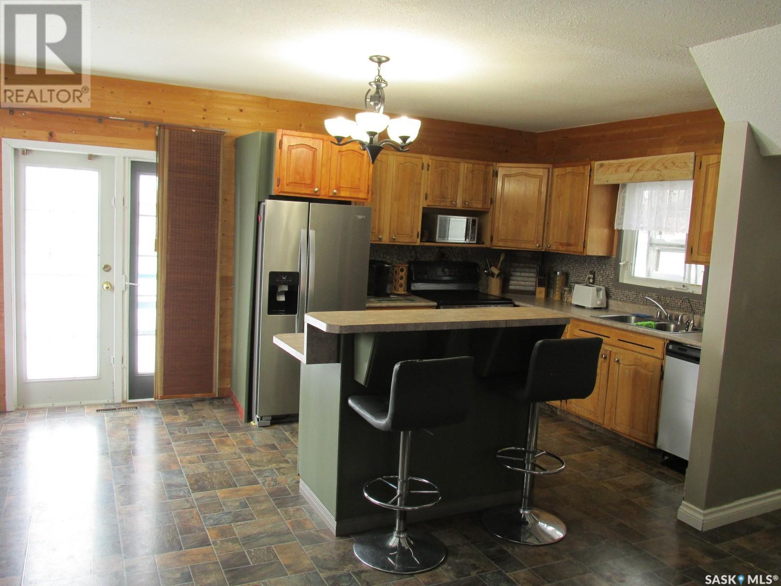 300 5th Street N, Nipawin, Saskatchewan  S0E 1E0 - Photo 13 - SK978394