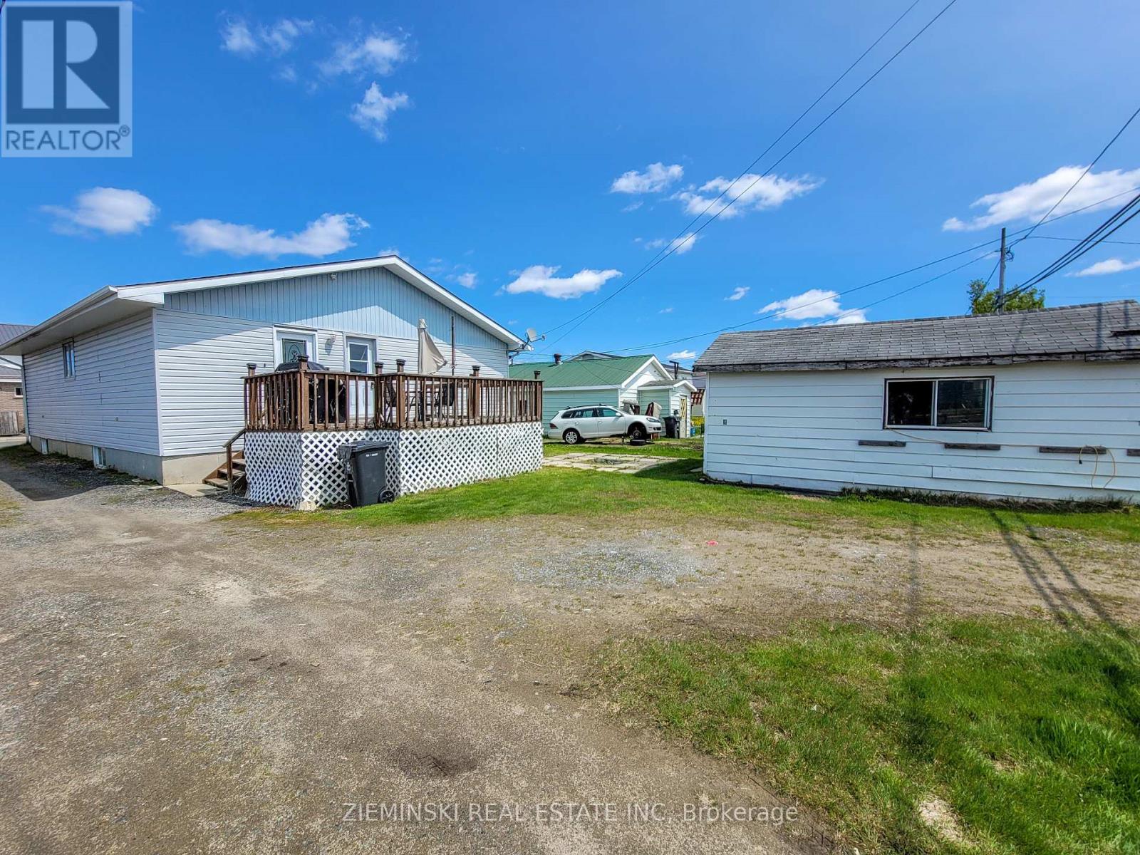 677 Victoria Road, Iroquois Falls, Ontario  P0K 1G0 - Photo 2 - T12114233