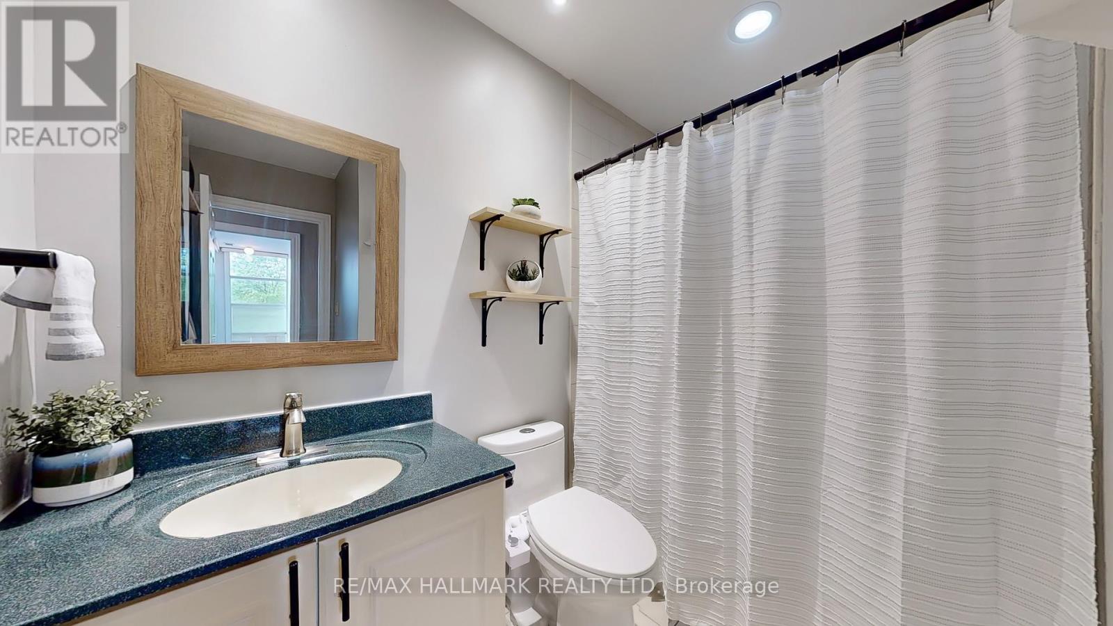 219 - 1 Leaside Park Drive, Toronto, Ontario  M4H 1R1 - Photo 16 - C12175049